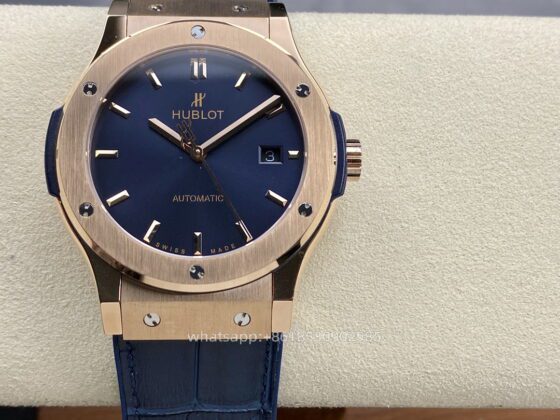 HUBLOT Classic Fusion Mens Watch 42mm Cal.HB1110 Automatic mechanical movement Stainless Steel Watches VS Factory